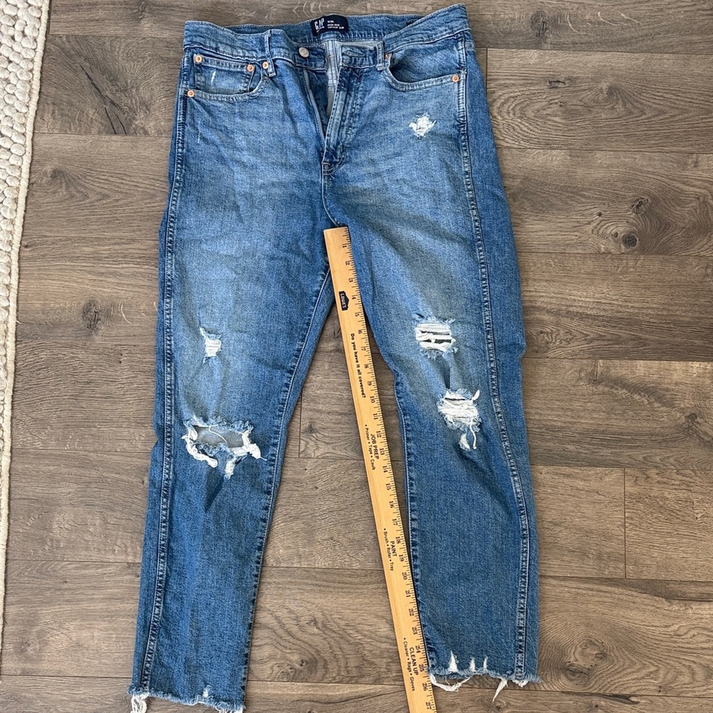 GAP vintage slim high rise Distressed Boyfriend Jeans in Medium Blue